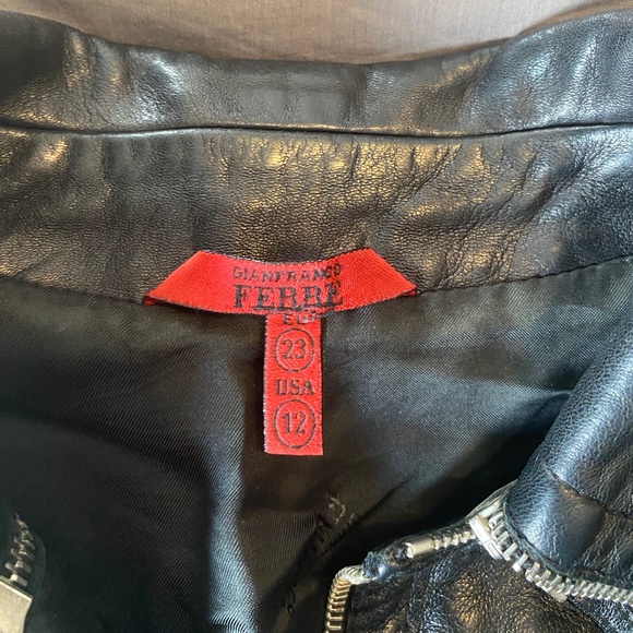 Vintage Gianfranco Ferre authentic leather moto jacket - Picture 2 of 6